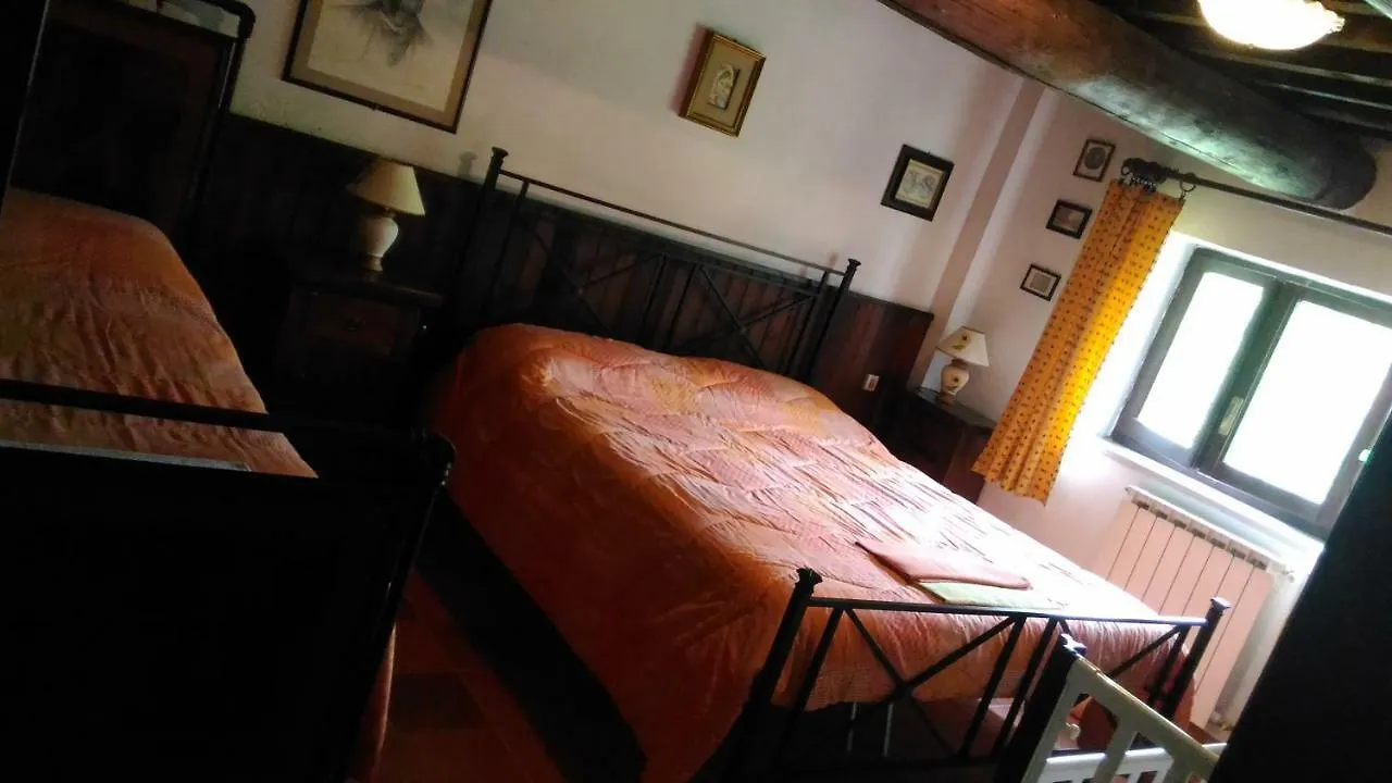 Agriturismo Calcinaia sul lago Villa Sansepolcro Italia